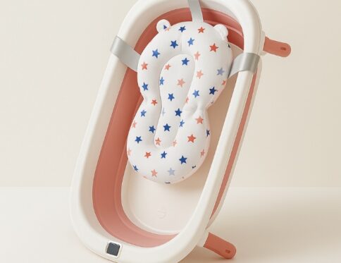 بانيو أطفال قابل للطي, حوض استحمام للرضع, ميزان حرارة ديجيتال, موفر للمساحة, دعم استحمام لحديثي الولادة, مستلزمات البيبي, بانيو محمول, استحمام آمن.