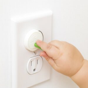 أغطية أمان لحماية مقابس الكهرباء للأطفال (6 قطع) - لحماية طفلك من الصدمات الكهربائية في المنزل